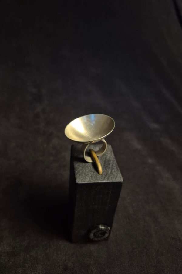 ANILLO ALPACA MEDIA  ESFERA HALF CONC - Imagen 2