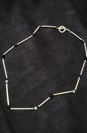 COLLAR TUBOS PLATA 925 Y PIEDRAS CORTO